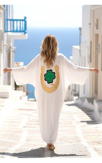 Beyaz V Yaka Sırtı Ve Cepleri Yonca Nakışlı Oversize Uzun Gömlek Elb&hellip;