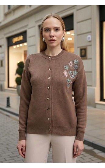 Kahverengi Çiçek Nakışlı Düğmeli Triko Hırka Kahverengi&hellip;