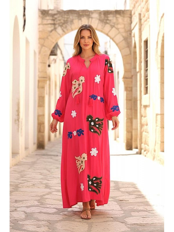 Pembe Sıfır Yaka Önü Ve Kolları Nakışlı Püsküllü Uzun Elbise Pembe