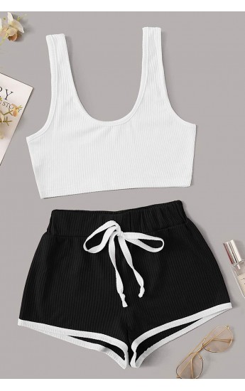 Kadın Siyah Şortlu Beyaz Croplu Gecelik Takımı&hellip;
